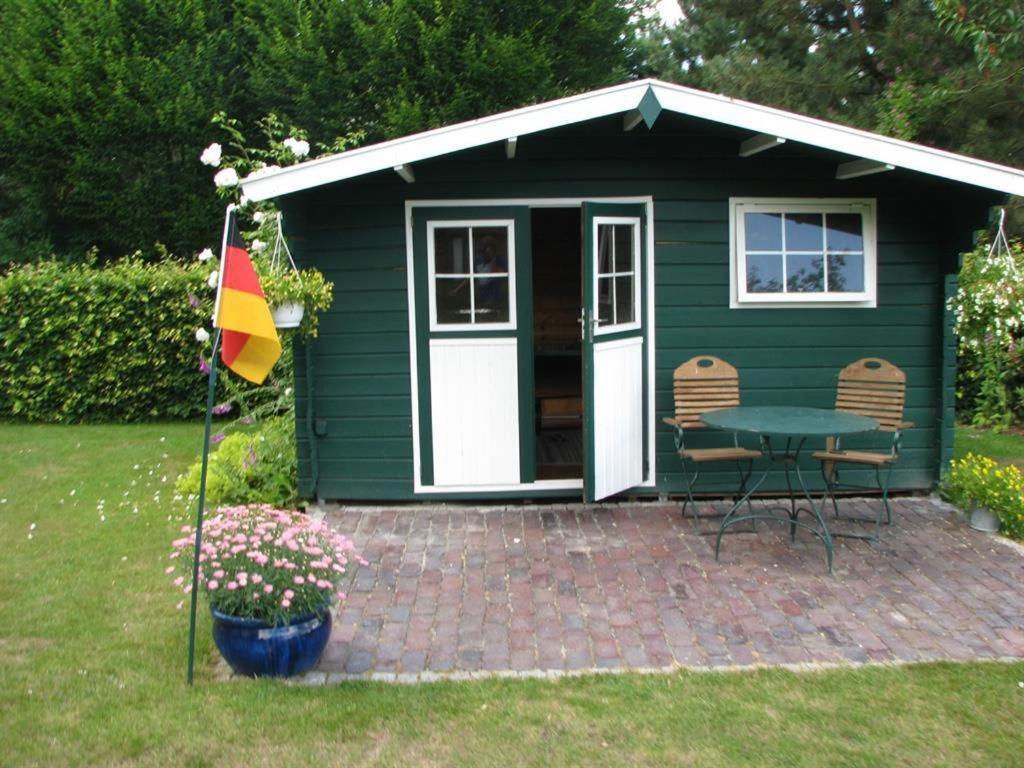 Urlaubsdomizil Im Gruenen Apartman Westerstede Kültér fotó